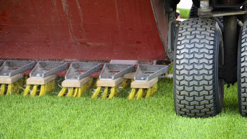 CCGrass, mantenimiento de campos de fútbol de césped artificial